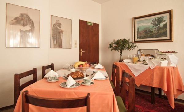 Hotel Corona Francoforte sul Meno Camera foto