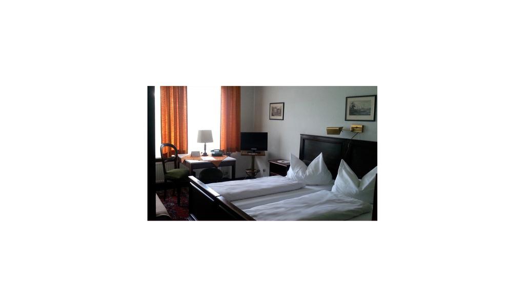 Hotel Corona Francoforte sul Meno Esterno foto